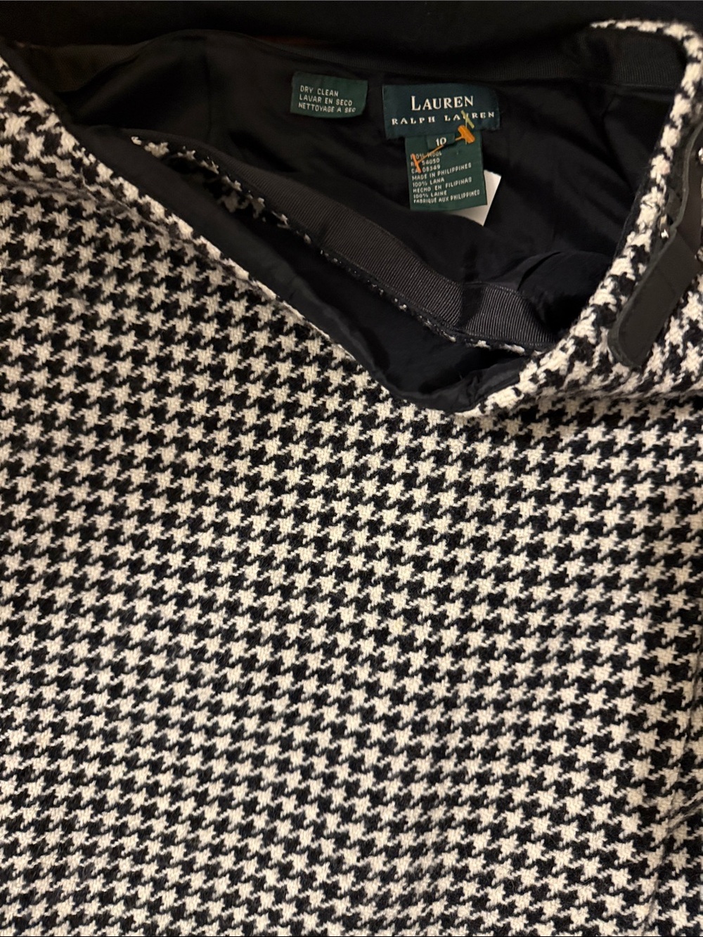 Vintage Ralph Lauren Black and White Houndstooth Wrap Skirt - Picture 3 of 9